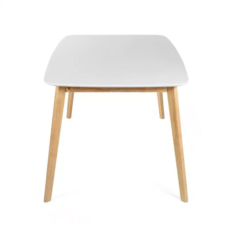 Table à manger Mid-Century, rectangulaire 150x90cm, plateau MDF, pieds évasés en hévéa, capacité 136 kg, blanc/chêne