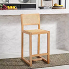 Tabouret de comptoir en rotin avec structure en bois de hêtre, dossier bas sans accoudoirs, repose-pieds, capacité de 125 kg