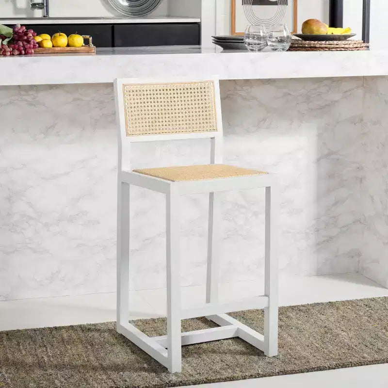 Tabouret de comptoir en rotin avec structure en bois de hêtre, dossier bas sans accoudoirs, repose-pieds, capacité de 125 kg