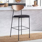 Tabouret de bar, dossier en noyer, assise en polyester noir, structure en fer, repose-pieds, hauteur d'assise 76 cm, capacité 113 kg